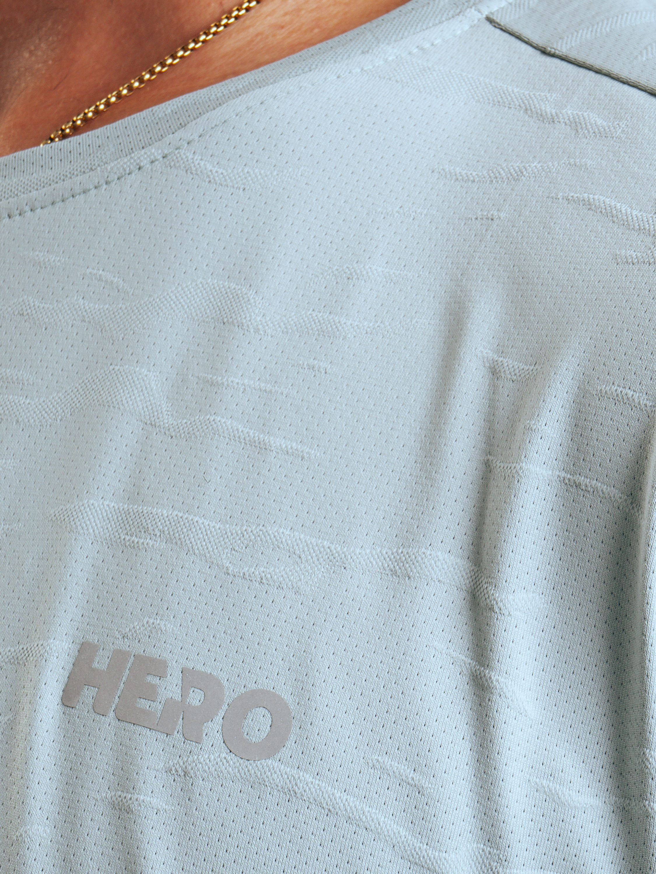 SHIRTBASIC HERO GRIS