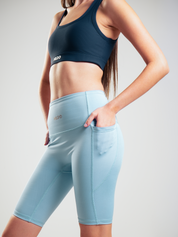 BIKER DEPORTIVO DE DAMA CON BOLSILLOS AZUL BEBE