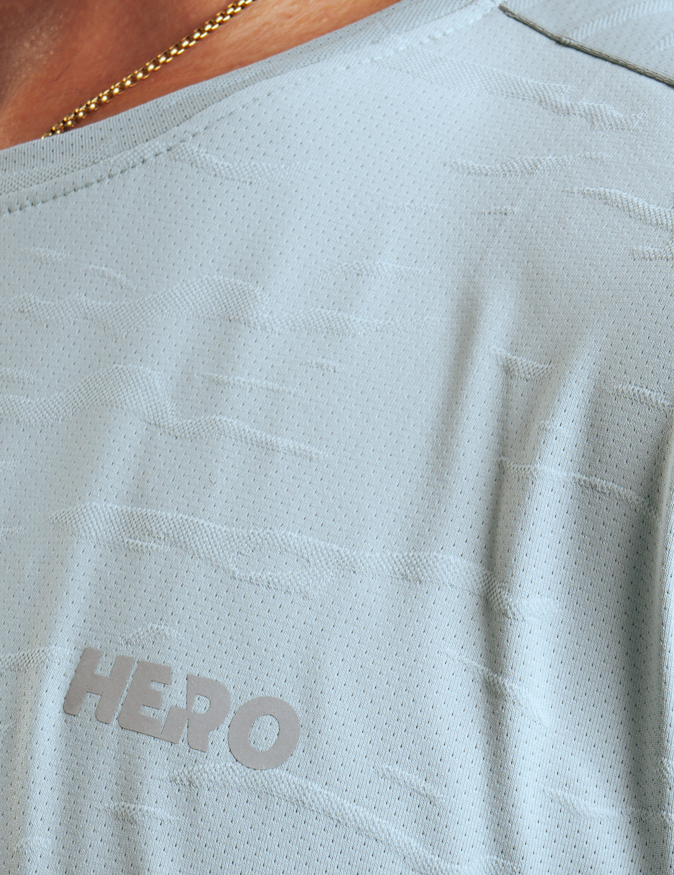 BASICTSHIRTHPERFCE_3.png