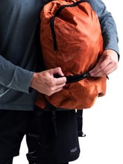 BOLSO LIGERO TRANSFORMABLE IMPERMEABLE HERO