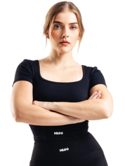 BREEZE YOGA TEE HERO NEGRO
