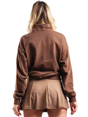 BUZO CROP FIT HERO MARRON