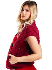 ESSENTIAL SHERPA VEST HERO VINOTINTO