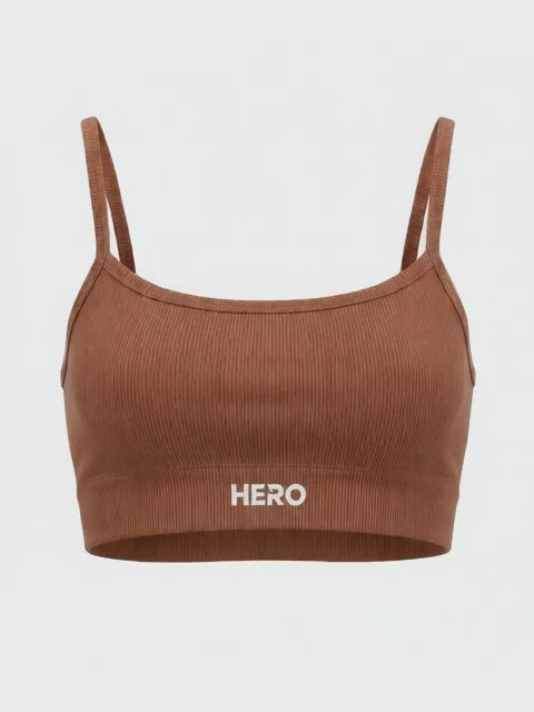 TOP CROP RIBBED HERO MARRON CLARO